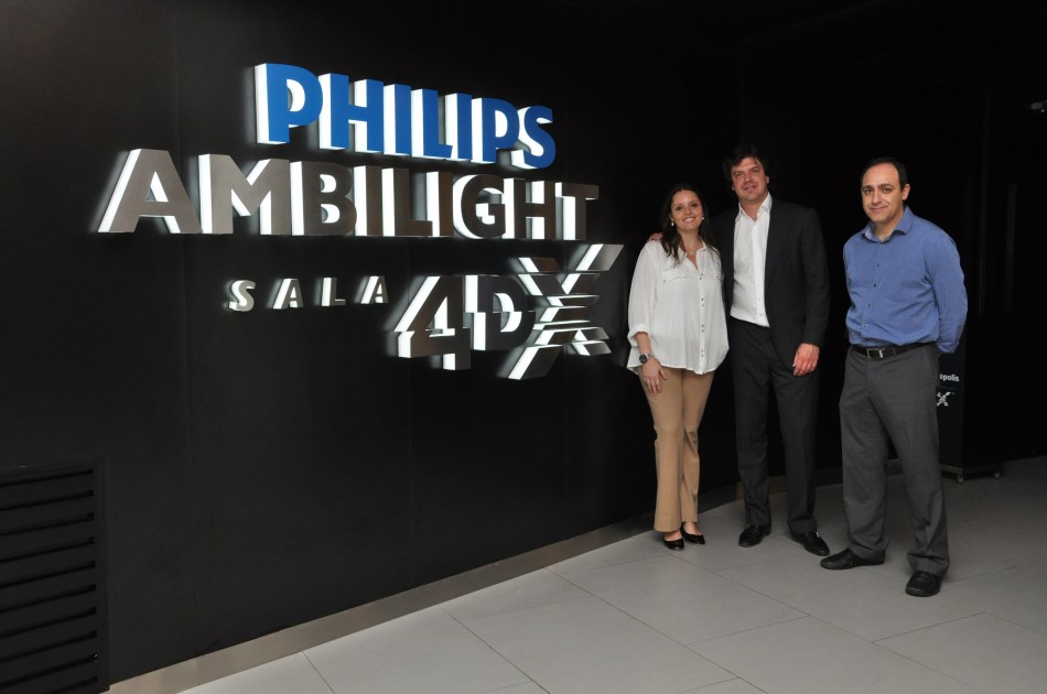 Camila Padua, Augusto Cruz Neto e Aaron Sutton