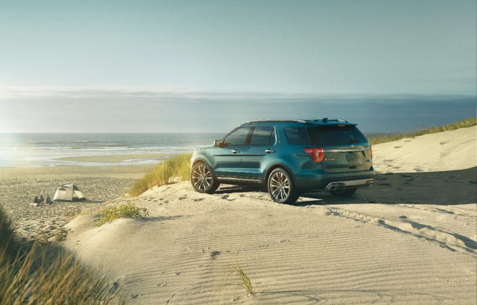 16FordExplorer_04_HR