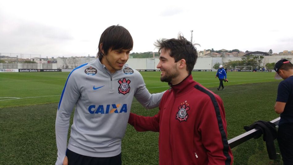 angel_romero_gledson_neix-ct_joaquim_grava_corinthians_estrella_galicia_foto_janaina_santana